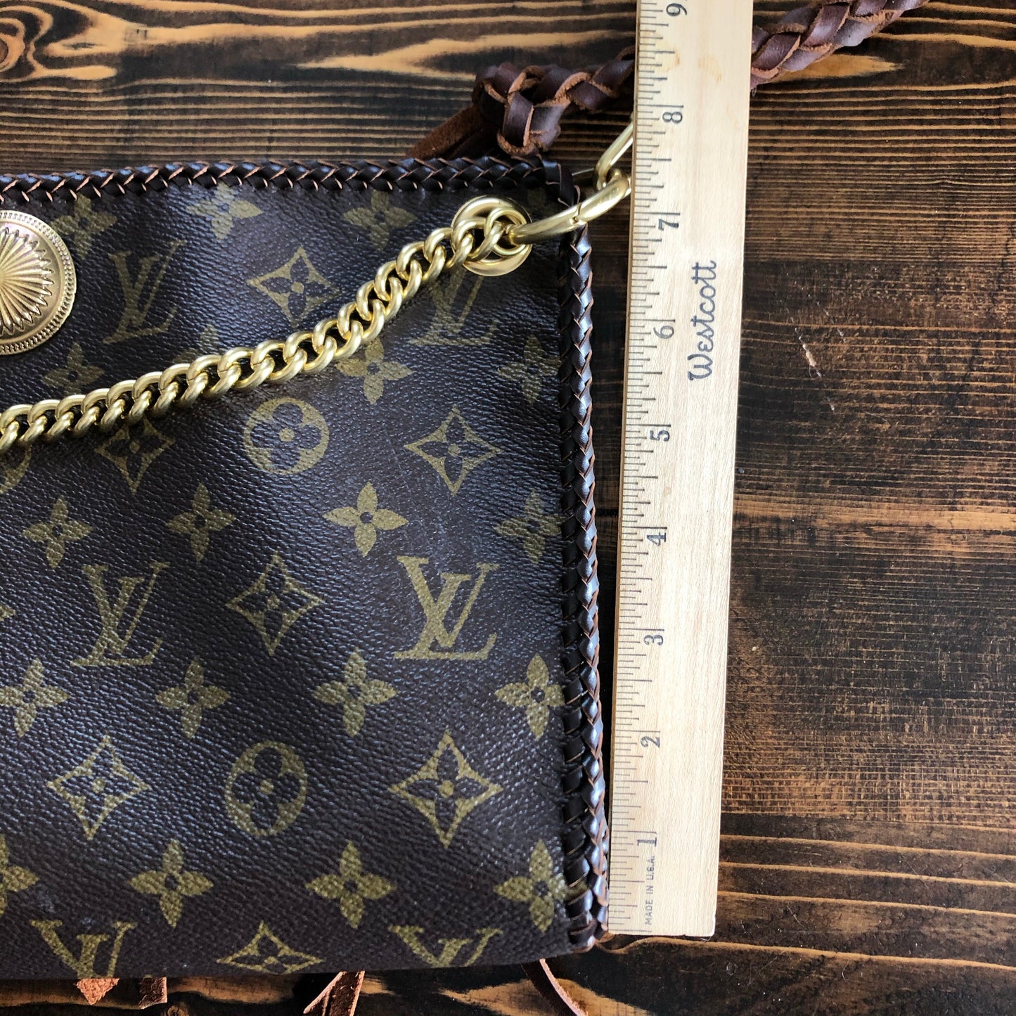 The Swan -Orvis bags Monogram Golden Crossbody
