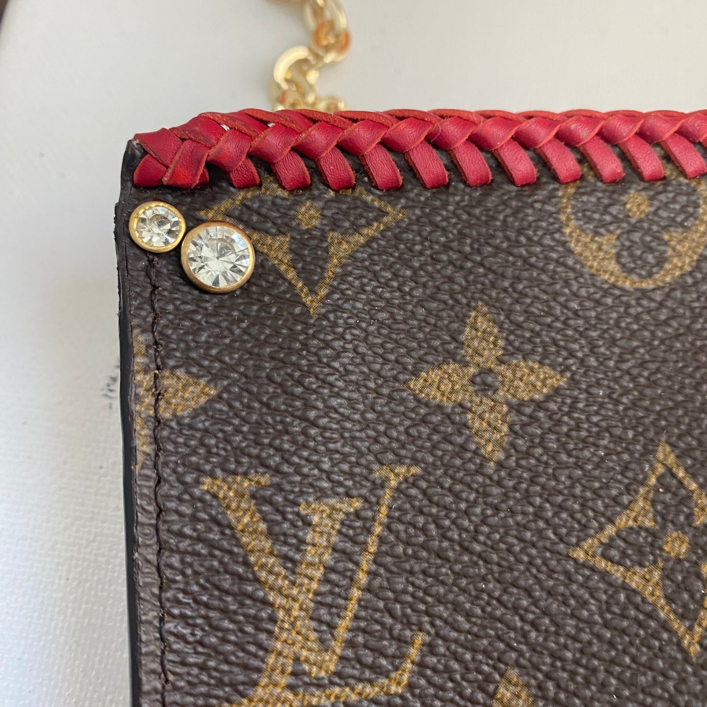 The Junco Crossbody -Orvis bags Monogram in Red