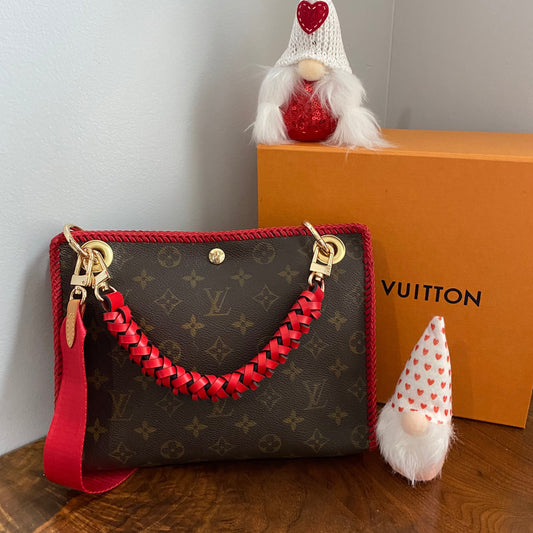 The Swan Crossbody -Orvis bags Monogram in Red