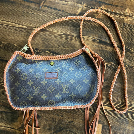 The Grosbeak -Orvis bags Monogram Crossbody in Tan