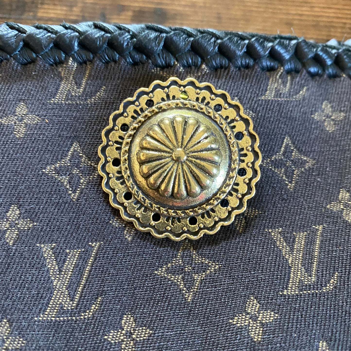 The Peacock -Orvis bags Mini Lin Hobo Crossbody
