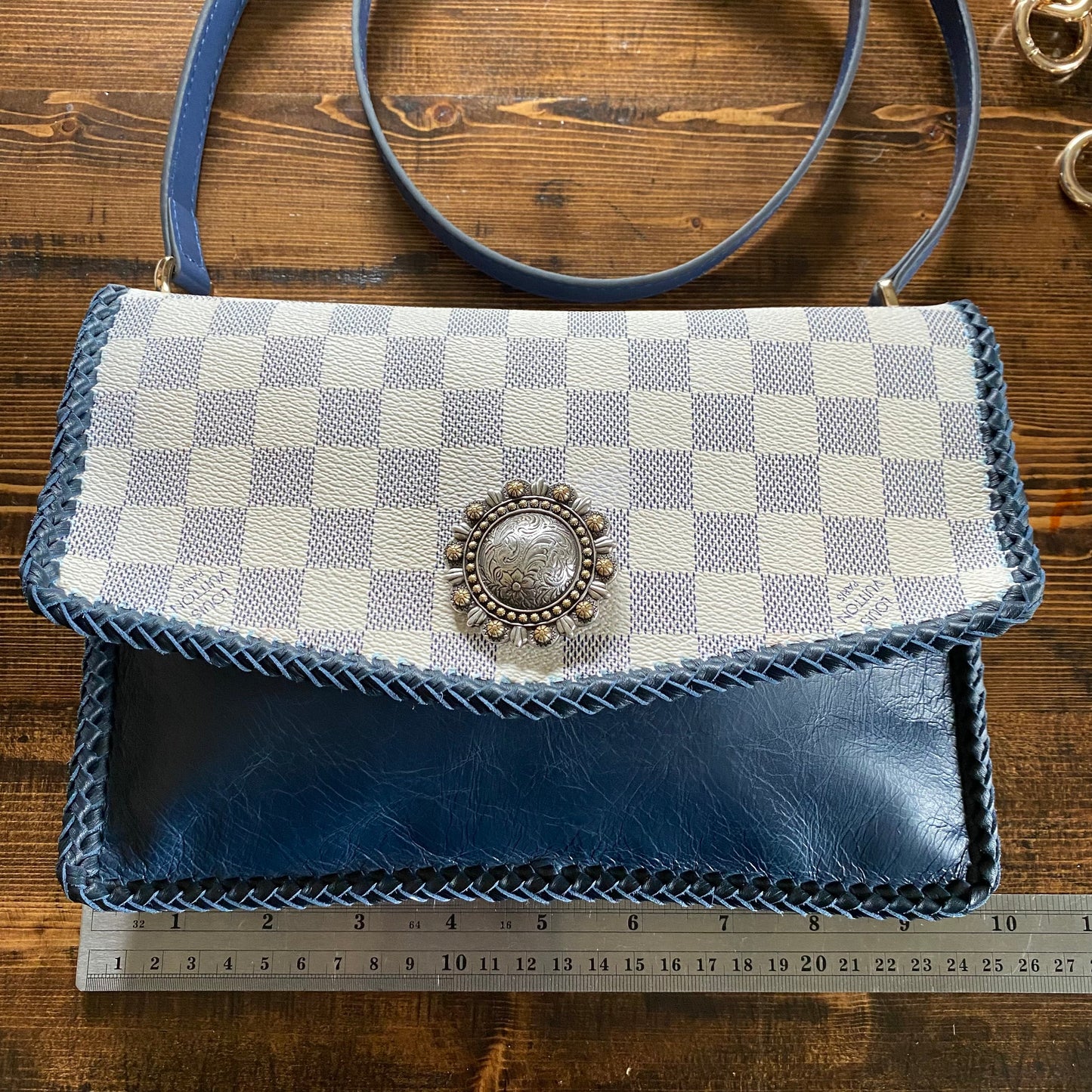 The Robin - Damier and BlueOrvis bags Crossbody Bag with Shorty Chain