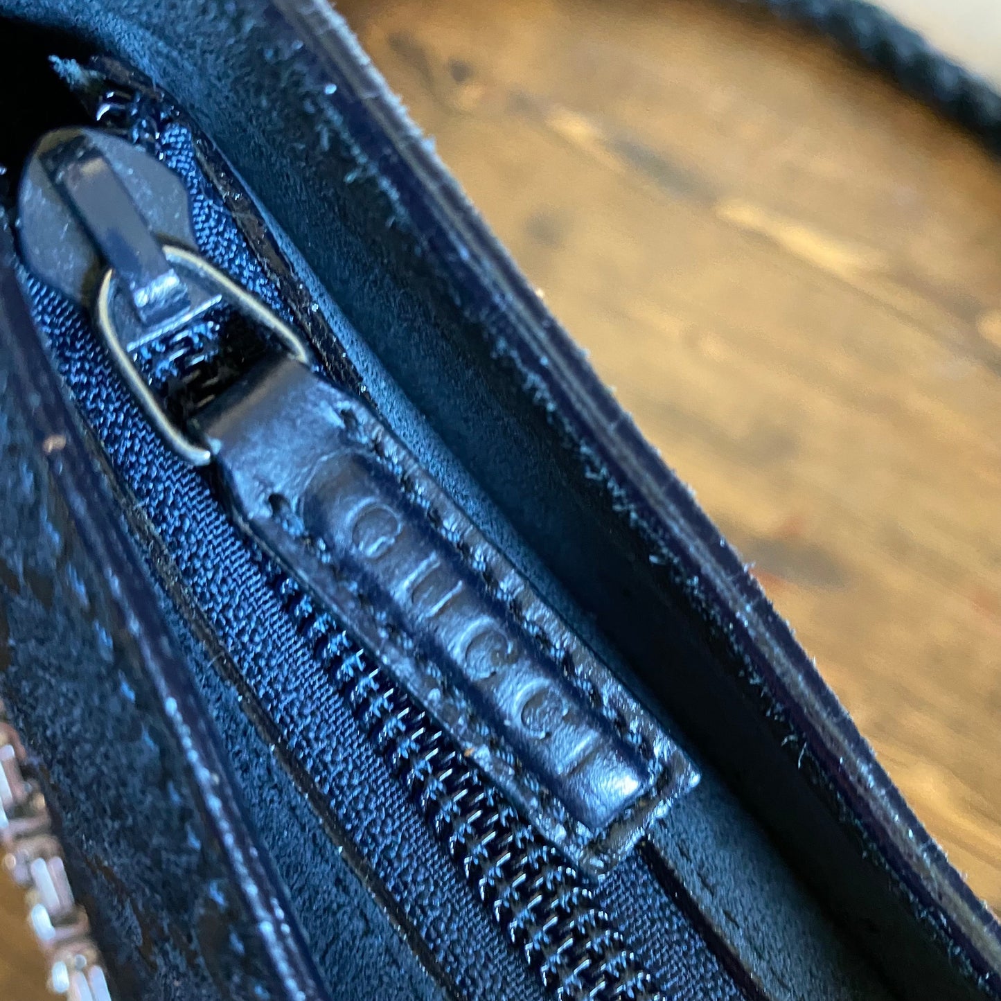 The Peacock -Orvis bags Suede GG Hobo in Black Crossbody