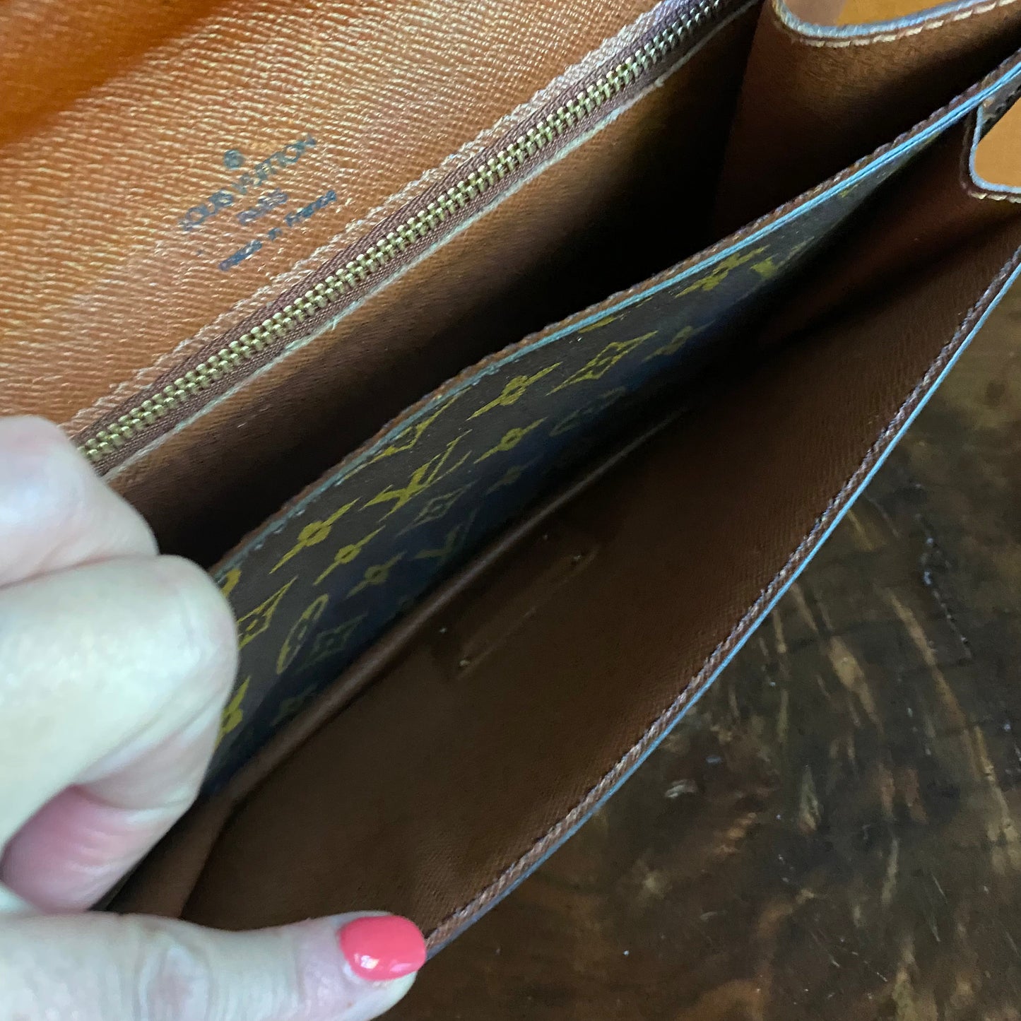 The Kingfisher Crossbody -Orvis bags Monogram in Whiskey