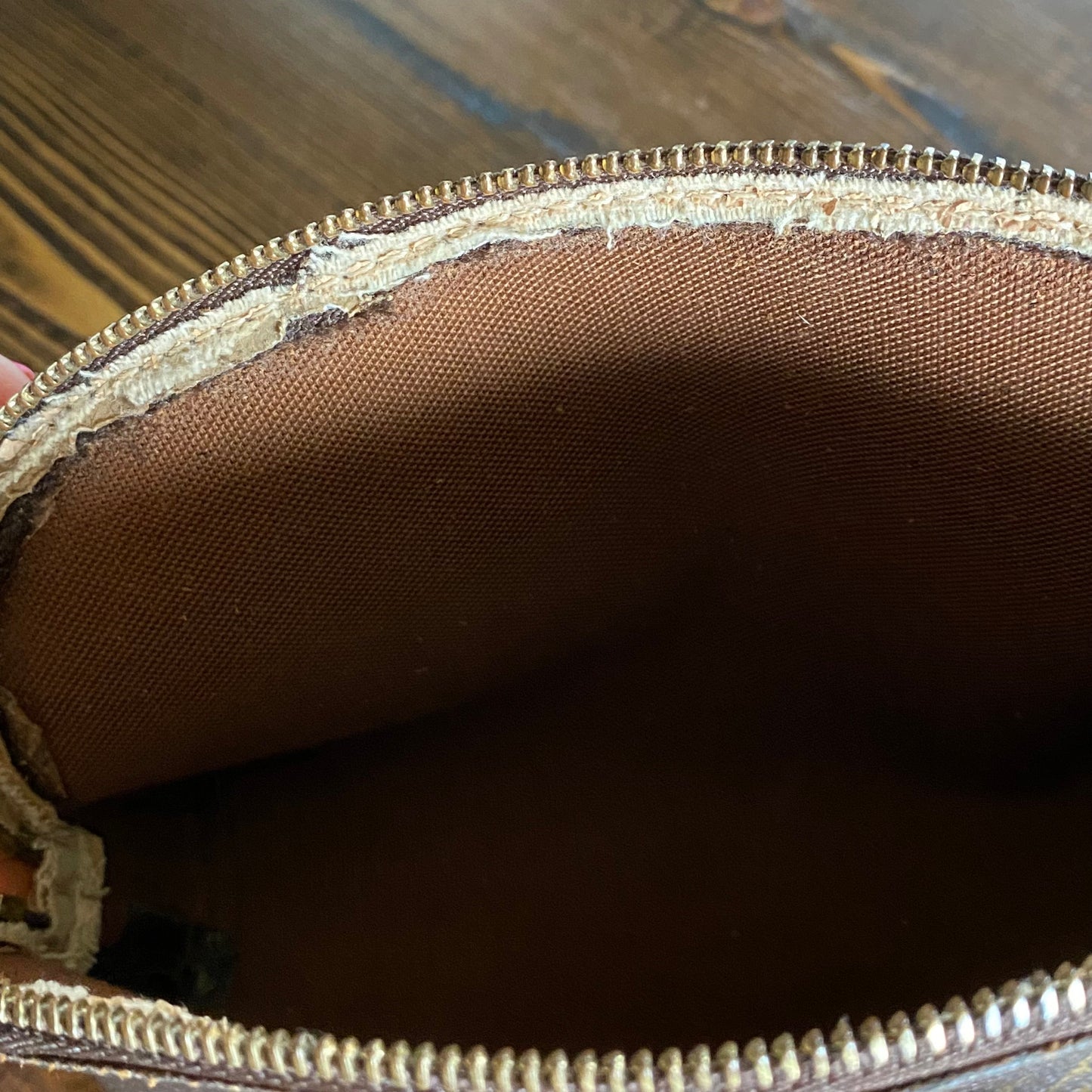 The Junco -Orvis bags Monogram in Brown Crossbody Bag